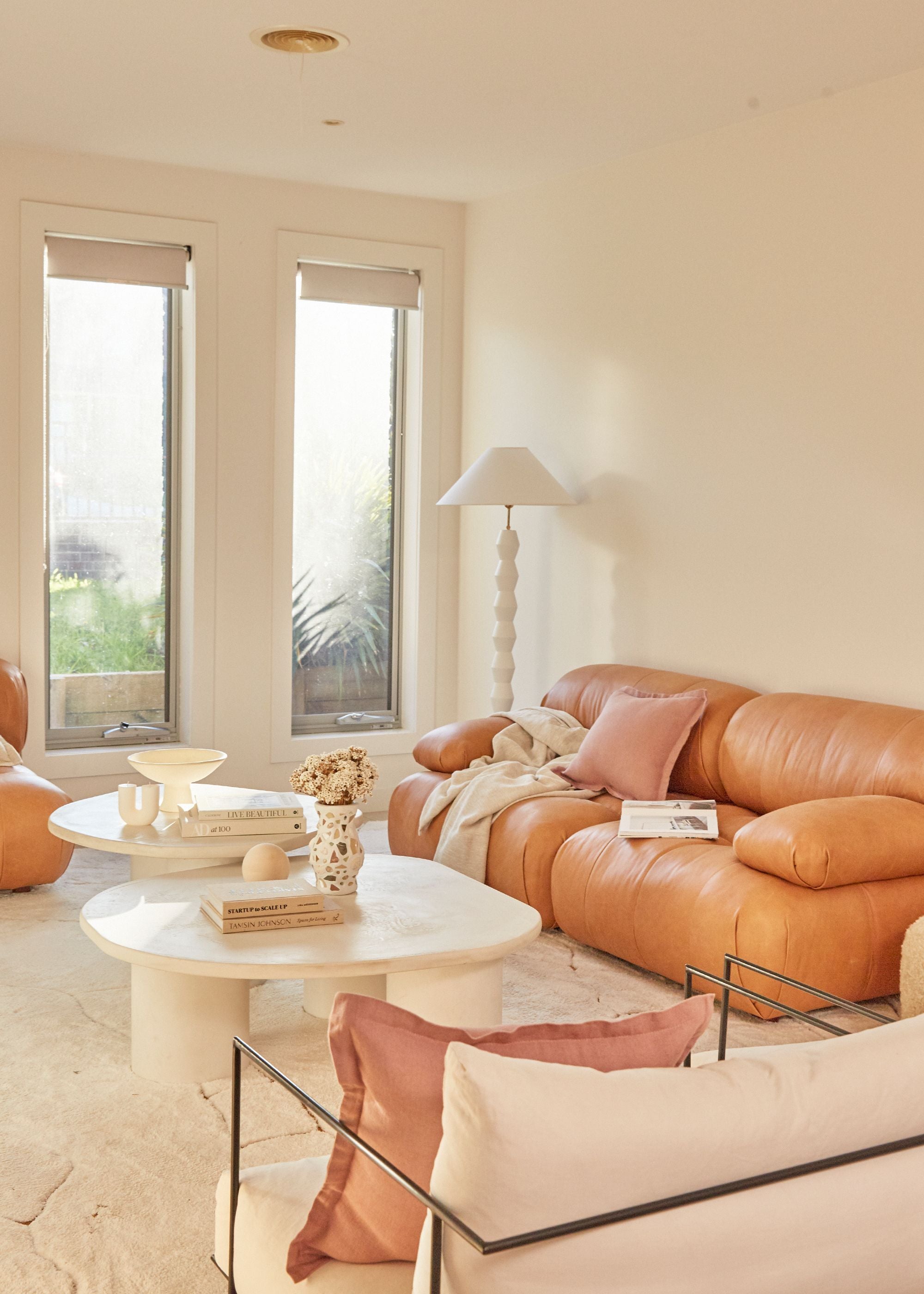 95 Style - Mid-Century Vibe Interiors ideas  mod furniture, mid century  modern interiors, furniture