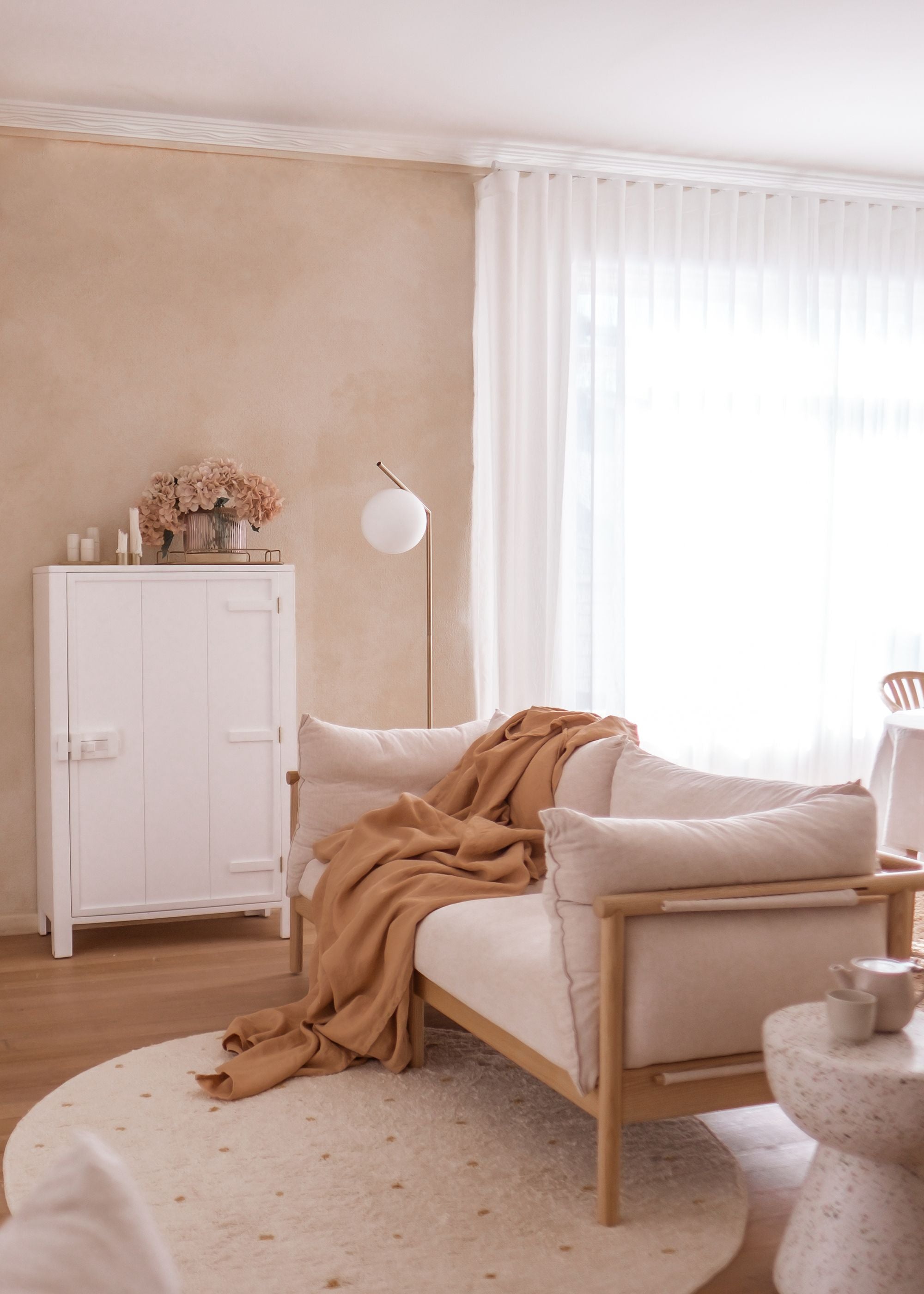 The Interior Paint Colours You’ll See Everywhere in 2022 Bed Threads