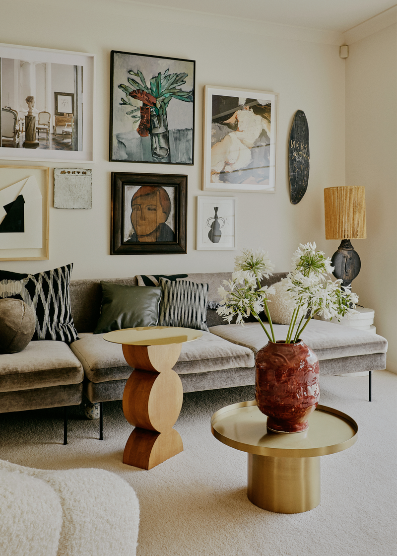 Bare Walls? Decorate Your Rental With These 6 Landlord-Approved Hacks