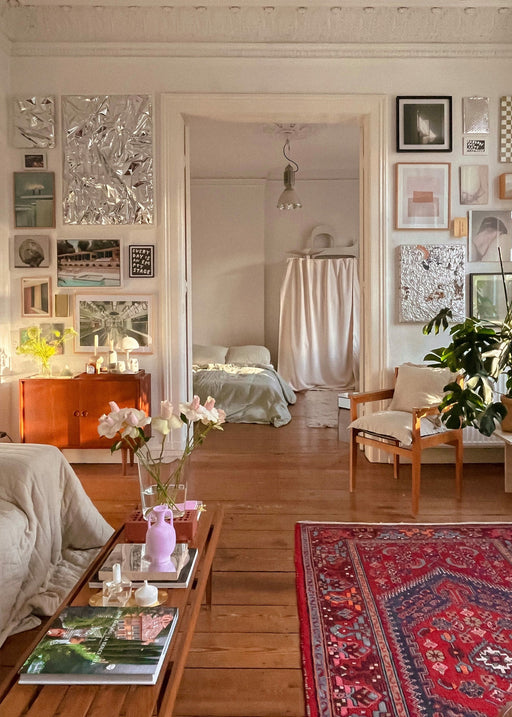 17 Décor Pieces Chic French Girls Have in Their Apartment