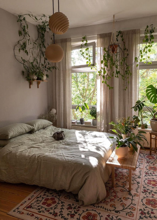 Tracking the Biggest Bedroom Trends of the Last 10 Decades