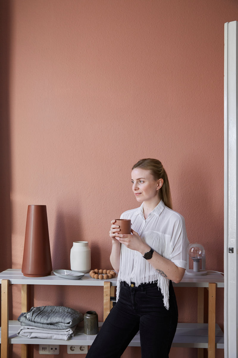 The 11 Household Items You Need To Throw Out For a Clean & Healthy 2020