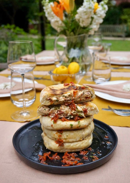 This Mouthwatering Caprese Flatbread Is Carb-Loaded Heaven