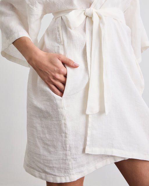 Cabana Short Robe in White