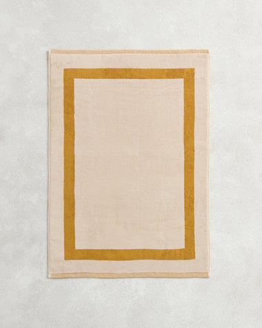 Crème & Turmeric Two-Toned 100% Cotton Terry Bath Mat