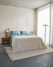 Lagoon & Crème Quilt - view